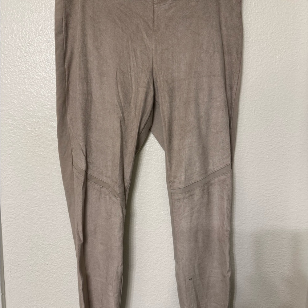 Elie Tahari Women’s Tan Riding-style Pants